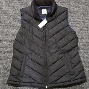 Gap puffer vest